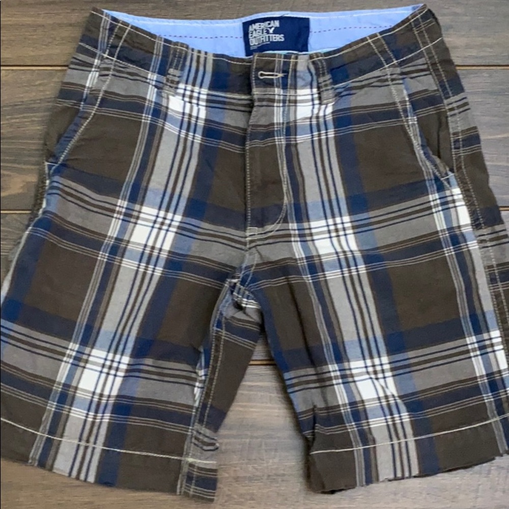 American Eagle plaid shorts